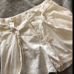 Free people size xs shorts.